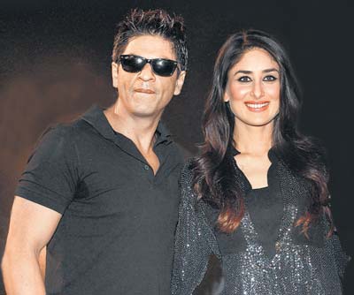 Shahrukh Khan Appreciate Kareena for Working Hard, Fast!